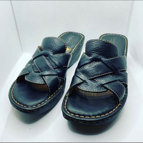 boc Shoes - ⭐️B.O.C.  Black Leather Sandals Sz 9